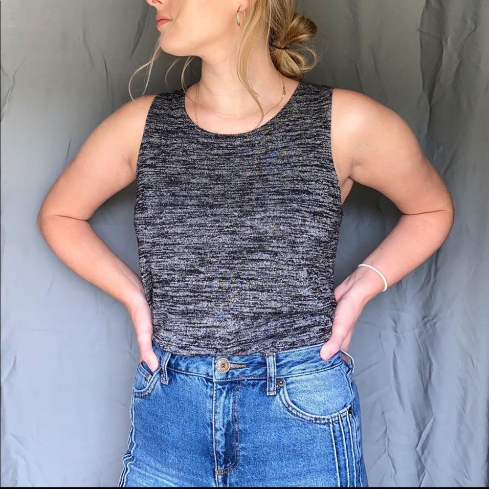Grey tank top